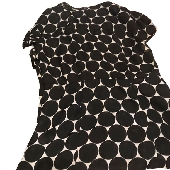 Cato size 6 Like new blouse excellent condition - Picture 2 of 2